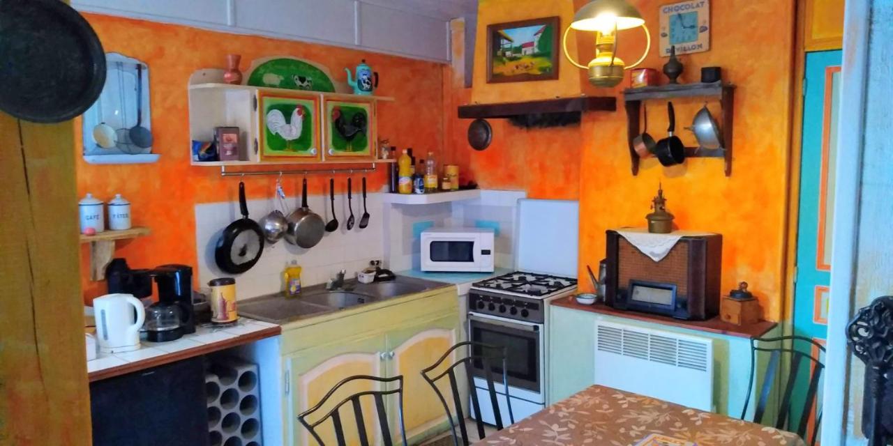 Ferme De L'Art Rural Et Populaire Bed & Breakfast Maillot Bagian luar foto