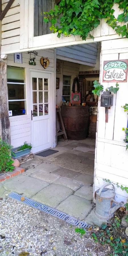 Ferme De L'Art Rural Et Populaire Bed & Breakfast Maillot Bagian luar foto